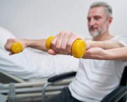 BIENESTAR FISICO PARA ADULTOS MAYORES